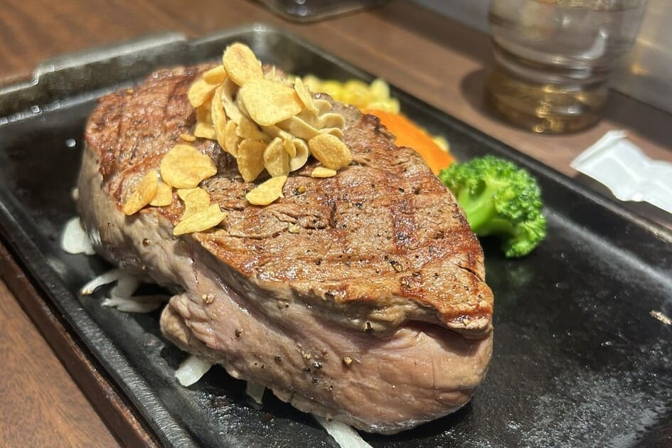 肉質がよく、オーストラリア人も美味しさに驚く和牛ステーキ